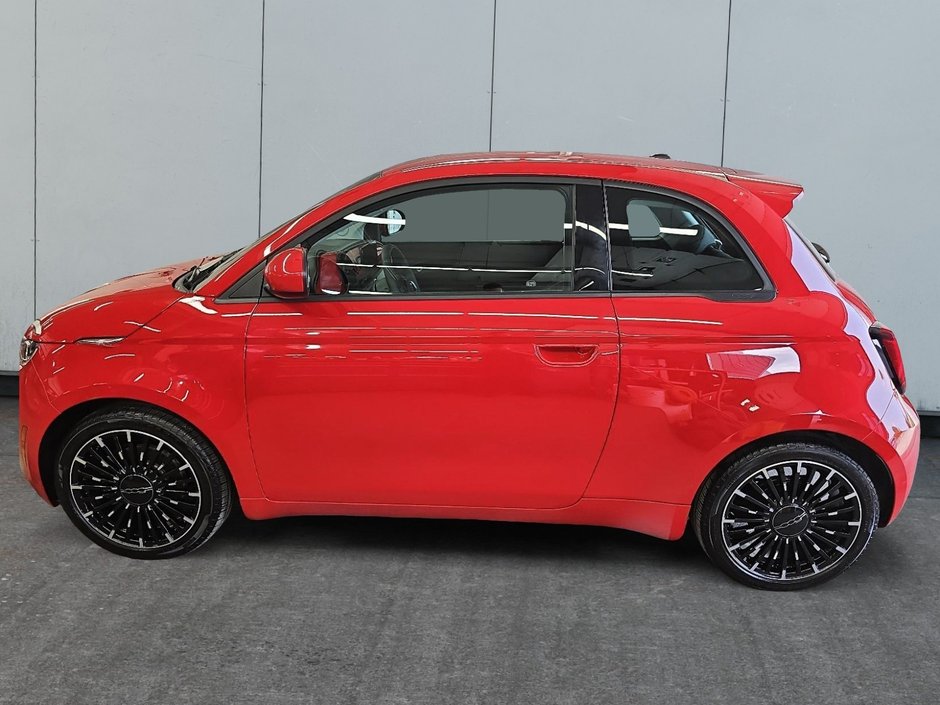 Fiat 500e (RED) EDITION // 100% ELECTRIQUE 2024-4