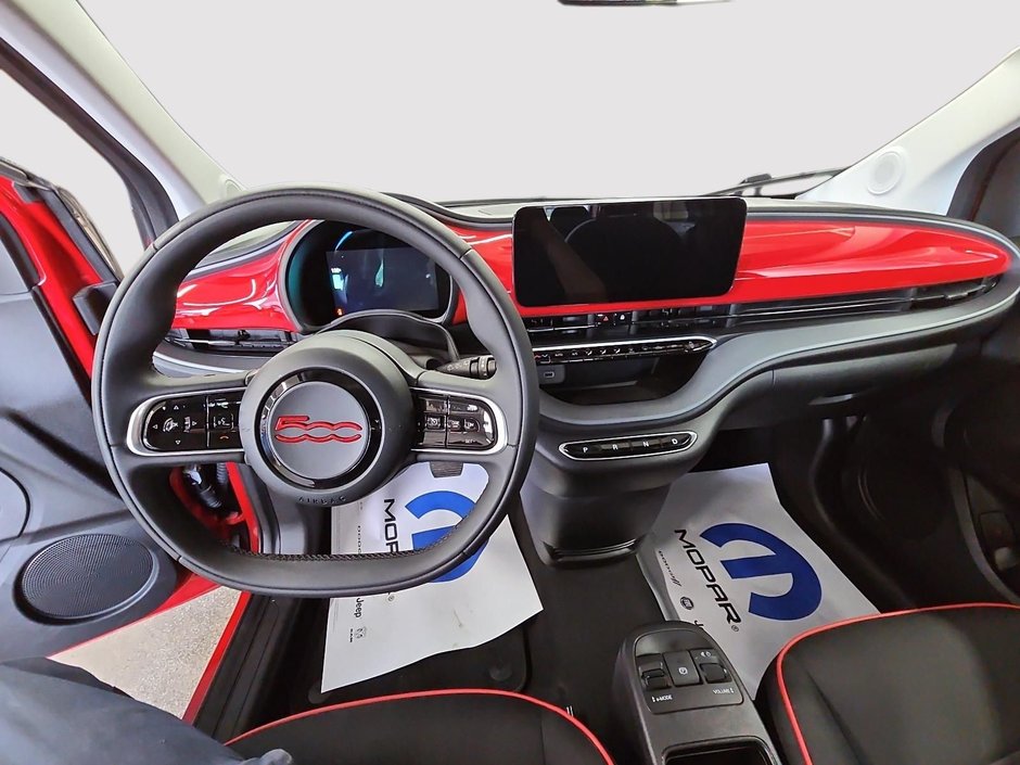 2024 Fiat 500e (RED) Edition-9