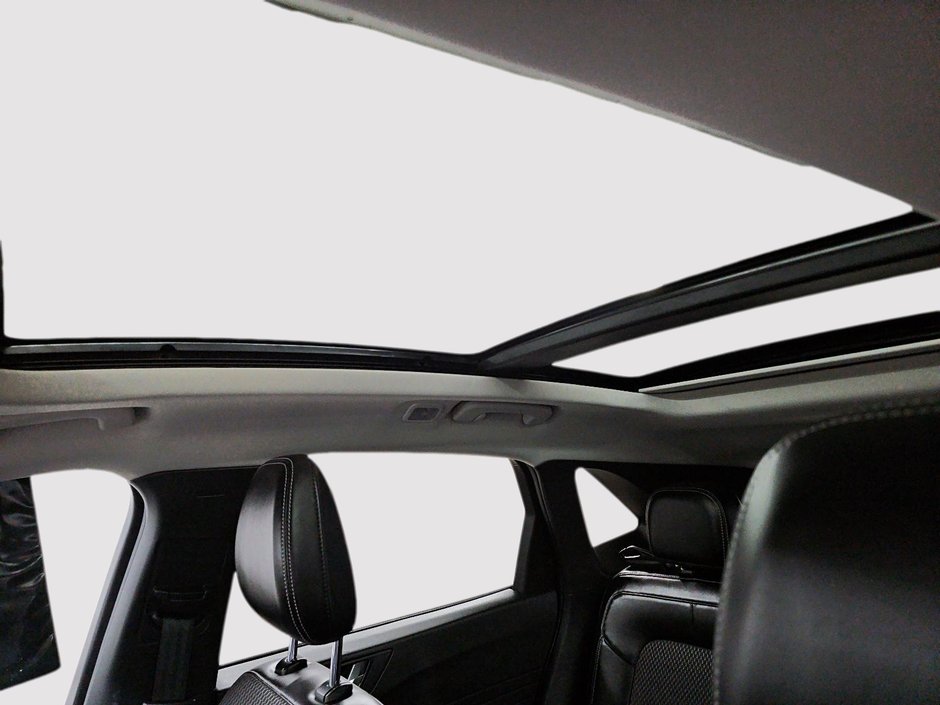 Ford Escape PHEV // ESCAPE // FORD 2023-15