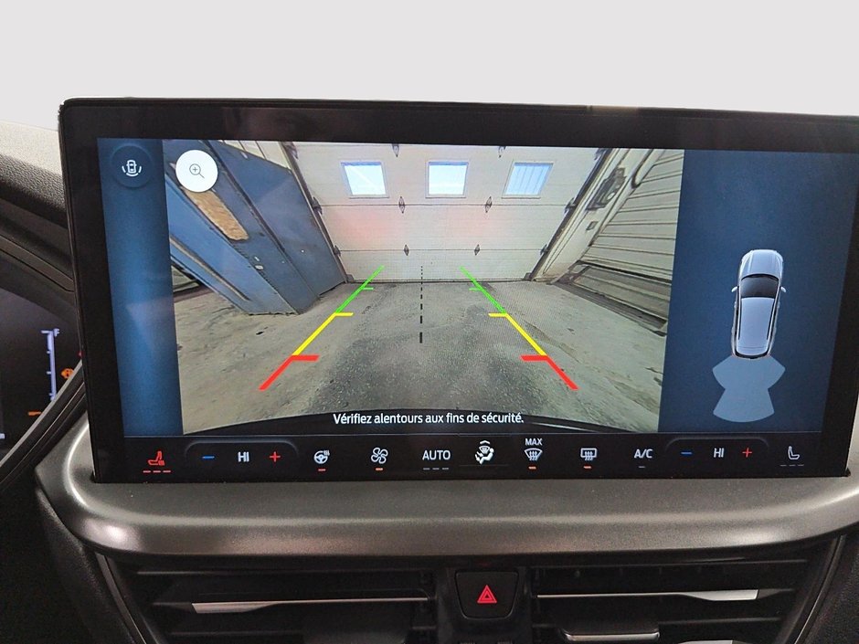 Ford Escape PHEV // ESCAPE // FORD 2023-16