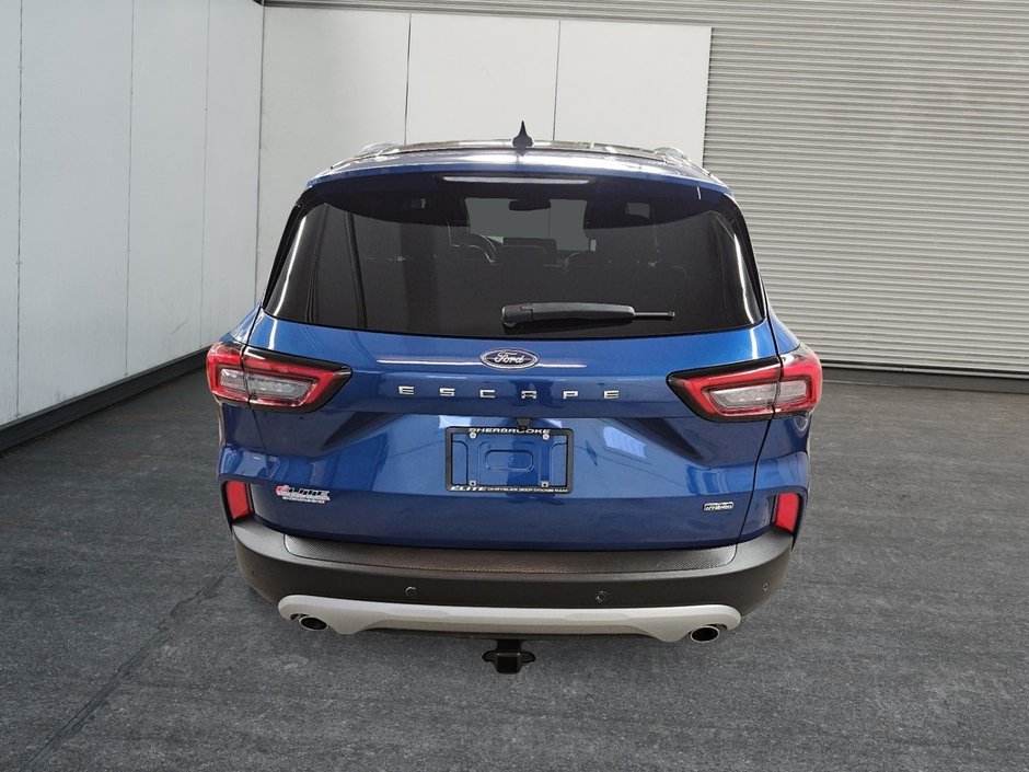 Ford Escape PHEV // ESCAPE // FORD 2023-2