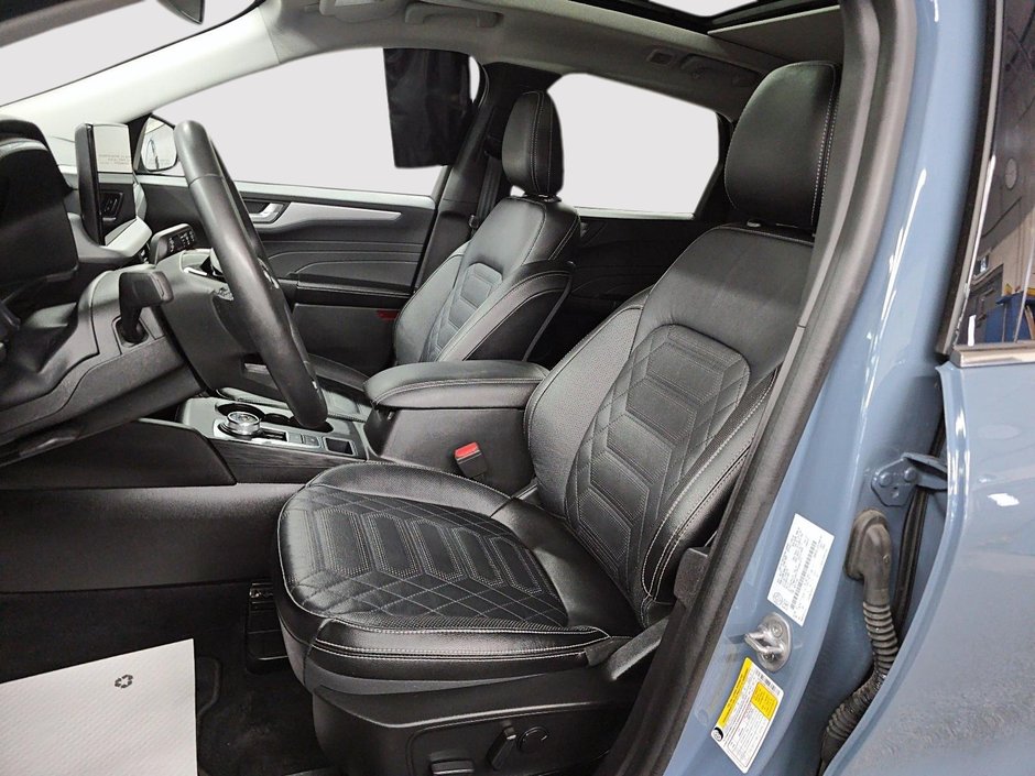 Ford Escape PREMIUM // HYBRIDE // BRANCHABLE 2023-8