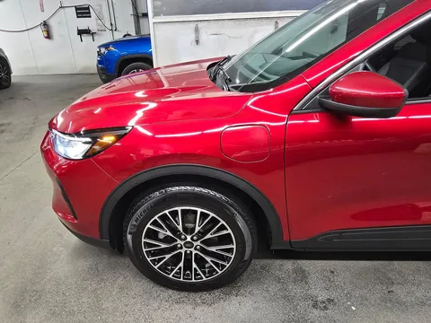 2024 Ford Escape PHEV // ESCAPE // FORD-2