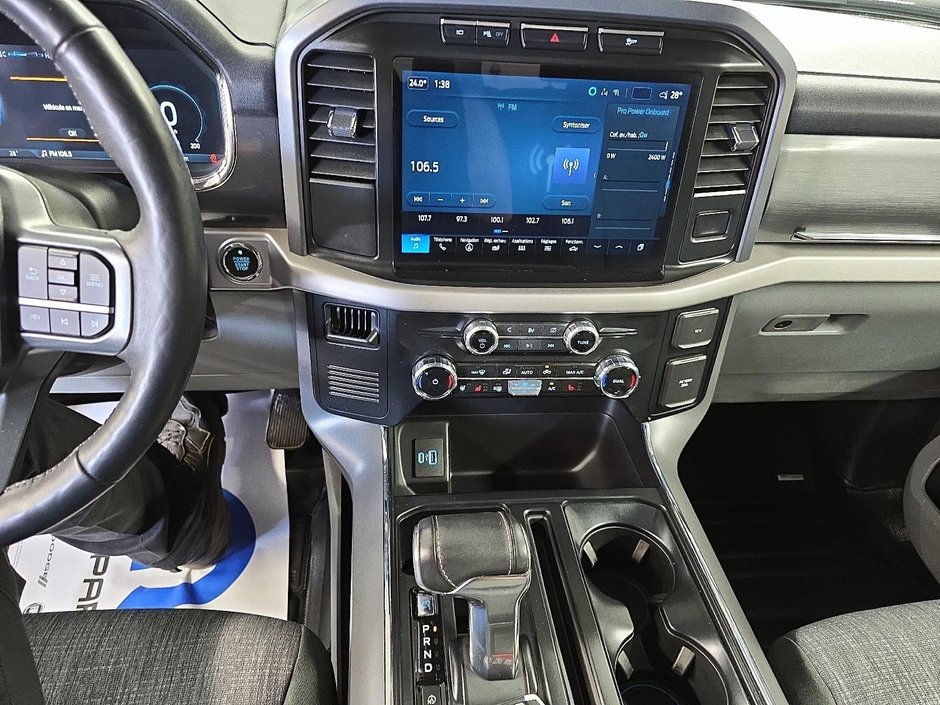 Ford F-150 Lightning XLT 4X4 // BAS KM ! 2023-32