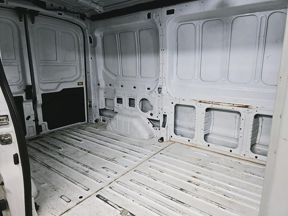 2022 Ford Transit Cargo Van T-250 MED ROOF 9070 GVWR-26