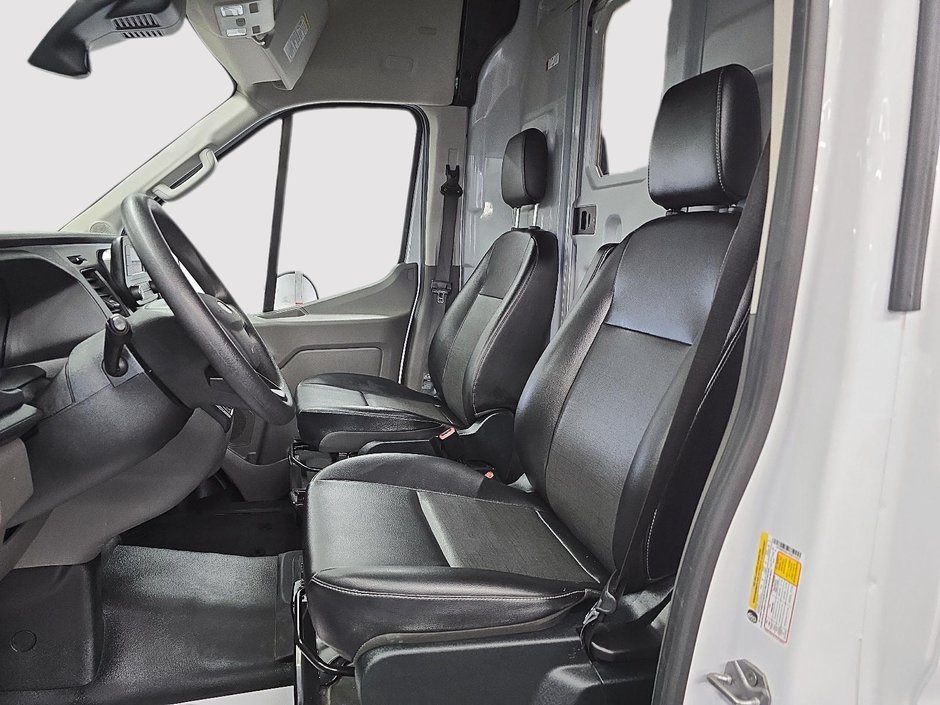 Ford Transit Cargo Van T-250 EL AWD TOIT SURÉLEVÉ 148 PO 2023-4