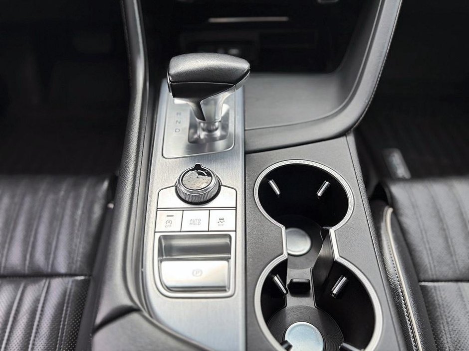 GENESIS G70 2.0T ELITE AWD 2021-17