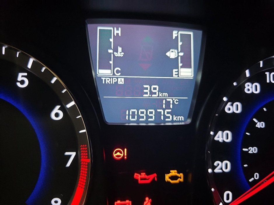 2016 Hyundai Accent GL / ACCENT / HATCHBACK-12