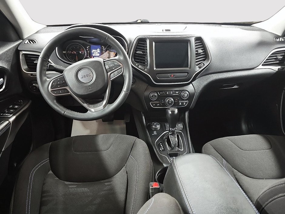 Jeep Cherokee NORTH 4X4 // V6 // TOIT PANORAMIQUE 2022-9