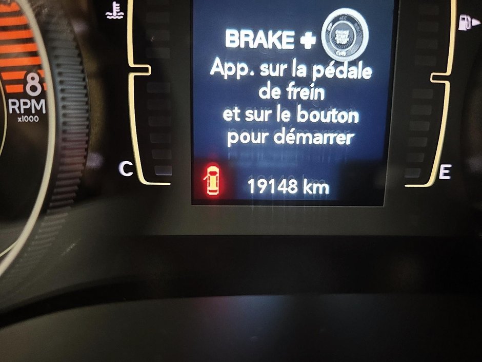 Jeep Cherokee NORTH 4X4 // V6 // TOIT PANORAMIQUE 2022-12