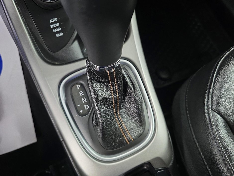 2018 Jeep Compass NORTH 4X4 // ENSEMBLE TEMPS FROIDS-14