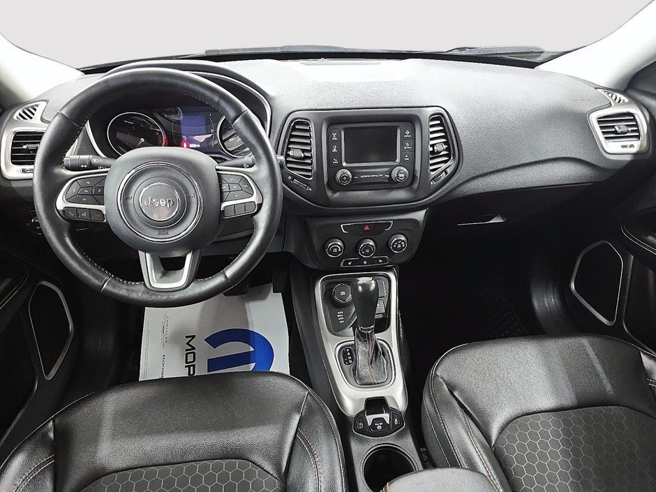 2018 Jeep Compass NORTH 4X4 // ENSEMBLE TEMPS FROIDS-9
