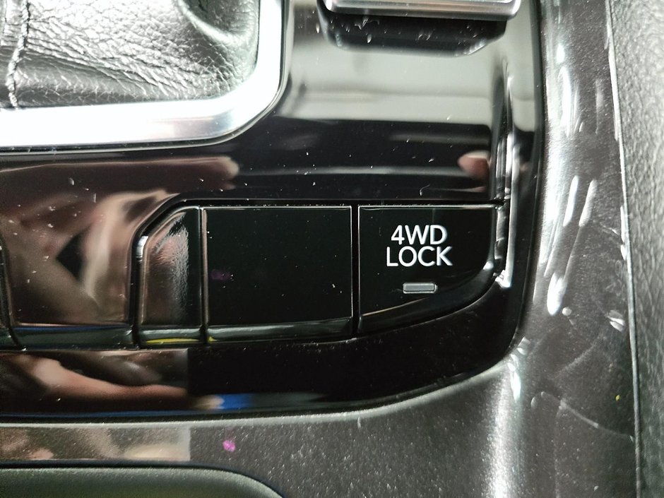 2025 Jeep Compass NORTH-15