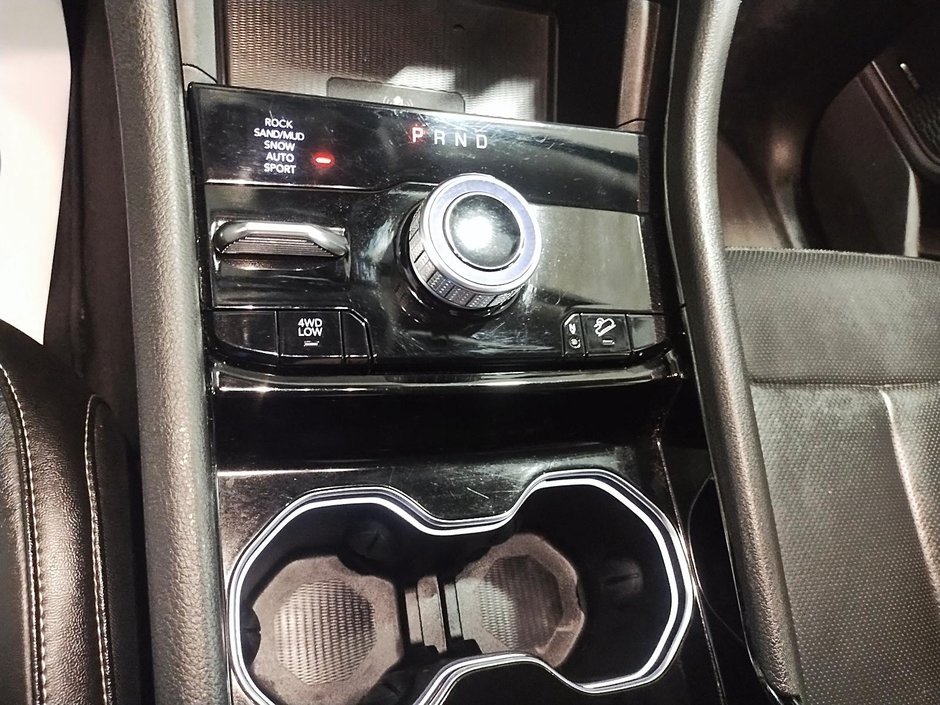 2022 Jeep Grand Cherokee 4xe DVD // CUIR // ECRANS PASSAGERS ARRIÈRES-14