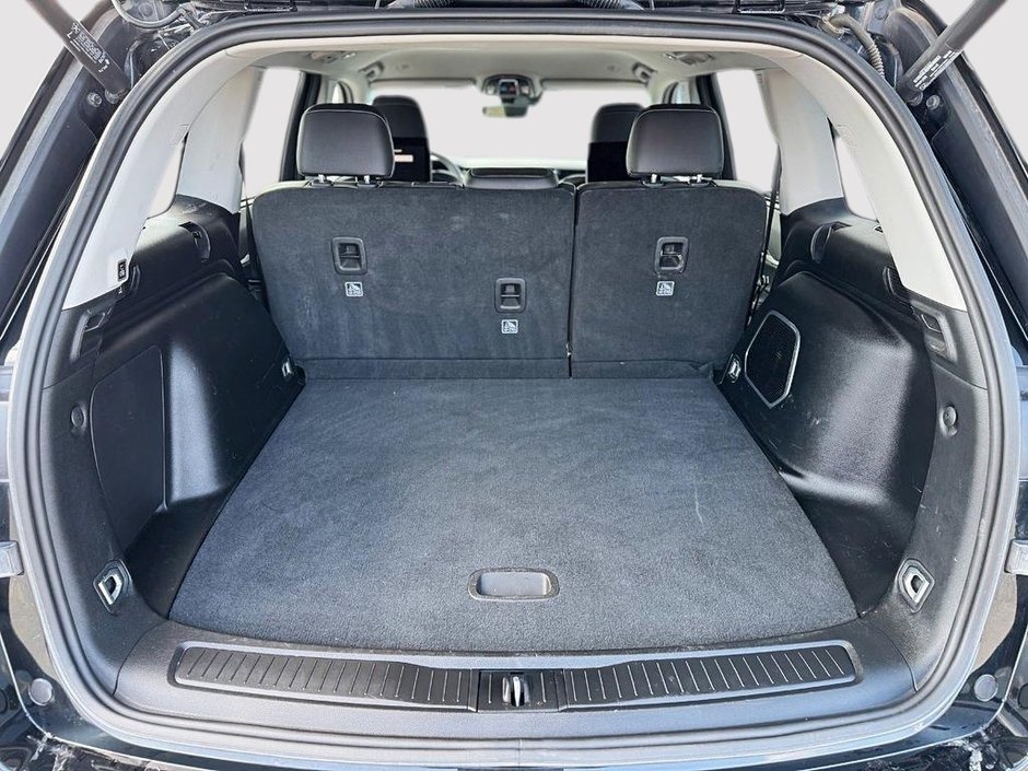 2022 Jeep Grand Cherokee 4xe DVD // CUIR // ECRANS PASSAGERS ARRIÈRES-6