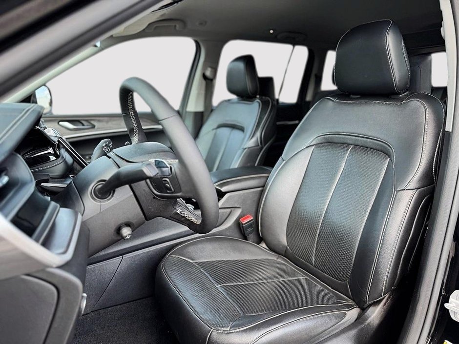 2022 Jeep Grand Cherokee 4xe DVD // CUIR // ECRANS PASSAGERS ARRIÈRES-8