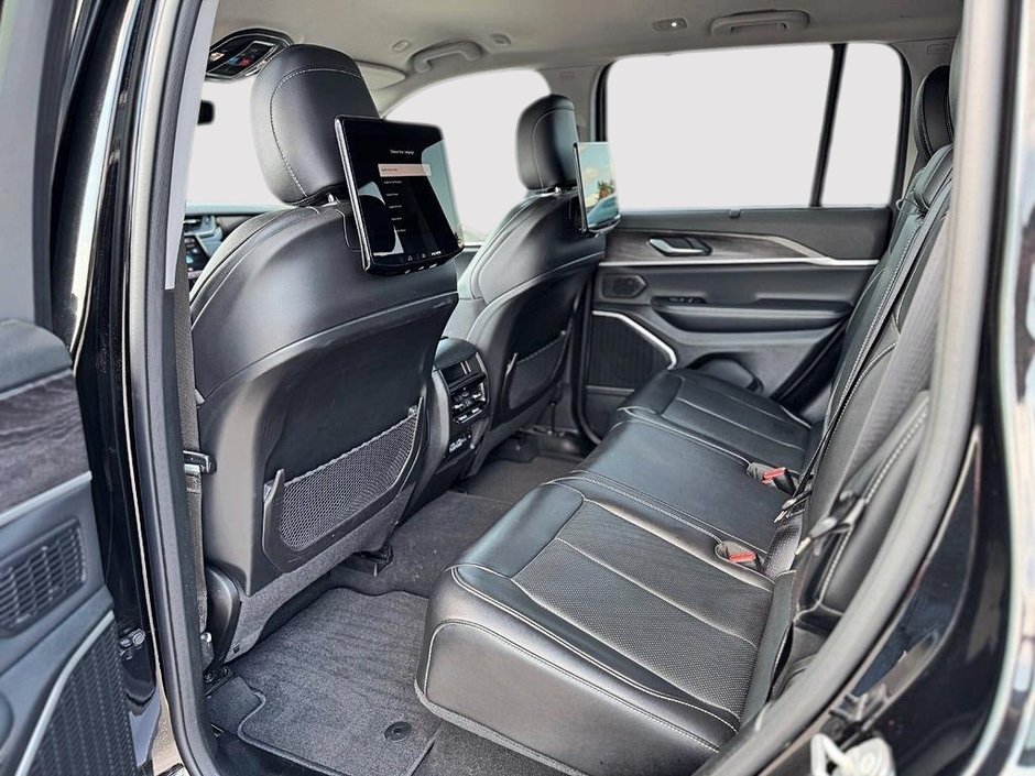 2022 Jeep Grand Cherokee 4xe DVD // CUIR // ECRANS PASSAGERS ARRIÈRES-10