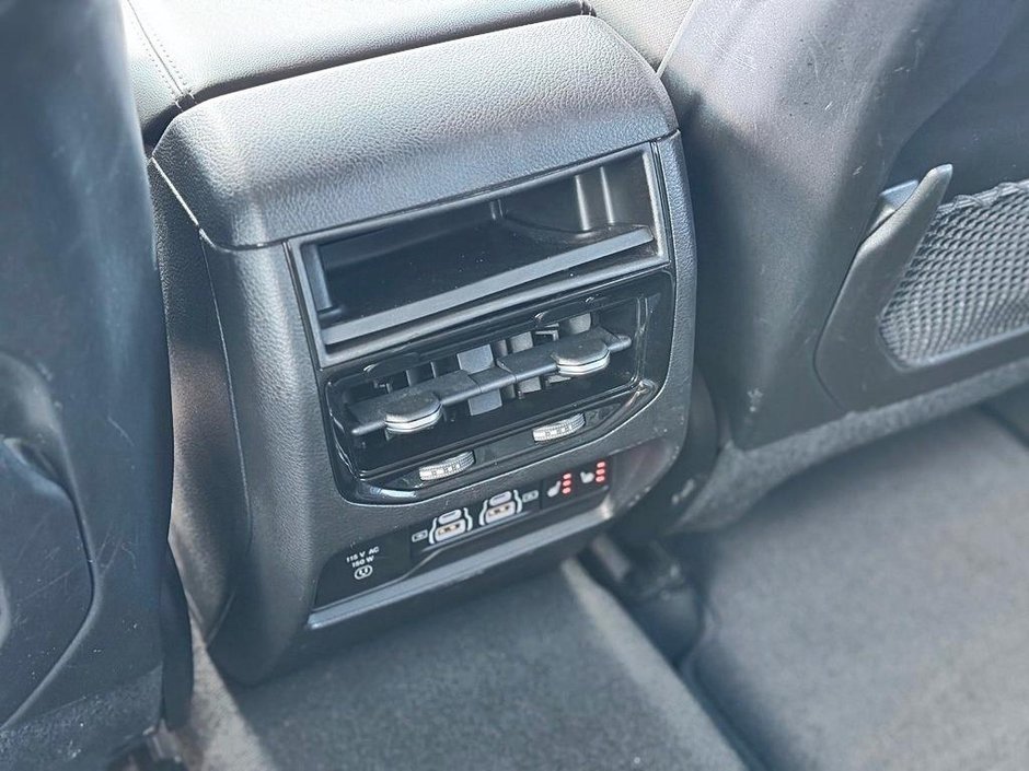 2022 Jeep Grand Cherokee 4xe DVD // CUIR // ECRANS PASSAGERS ARRIÈRES-12
