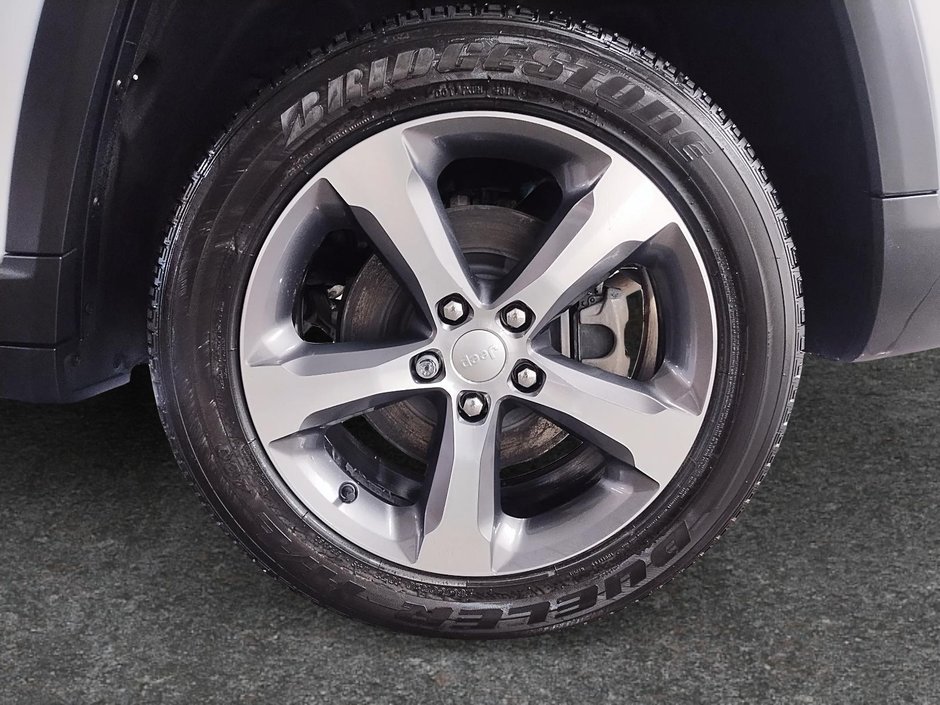 Jeep Grand Cherokee 4xe 4XE // TOIT PANORAMIQUE 2023-6