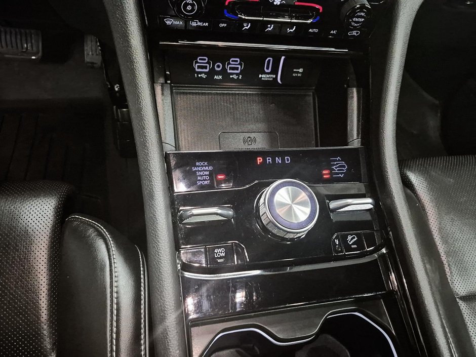 Jeep Grand Cherokee 4xe OVERLAND 4XE // ENSEMBLE LUXE 2023-14