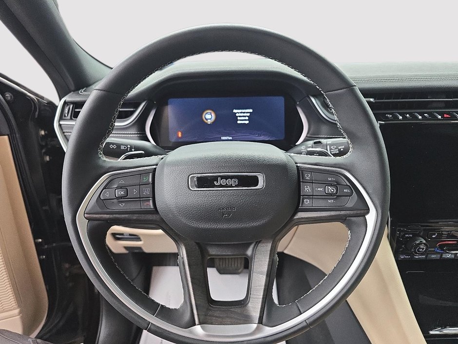 Jeep Grand Cherokee L LIMITED // ALLURE NOIR // PLAN OR 5 ANS 100 000 KM 2024-11