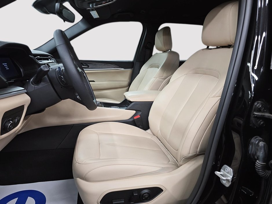 Jeep Grand Cherokee L LIMITED // ALLURE NOIR // PLAN OR 5 ANS 100 000 KM 2024-8