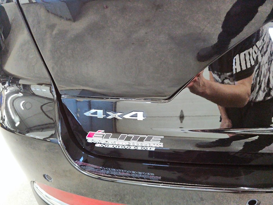 2023 Jeep Grand Cherokee LAREDO // GRAND CHEROKEE // JEEP-15