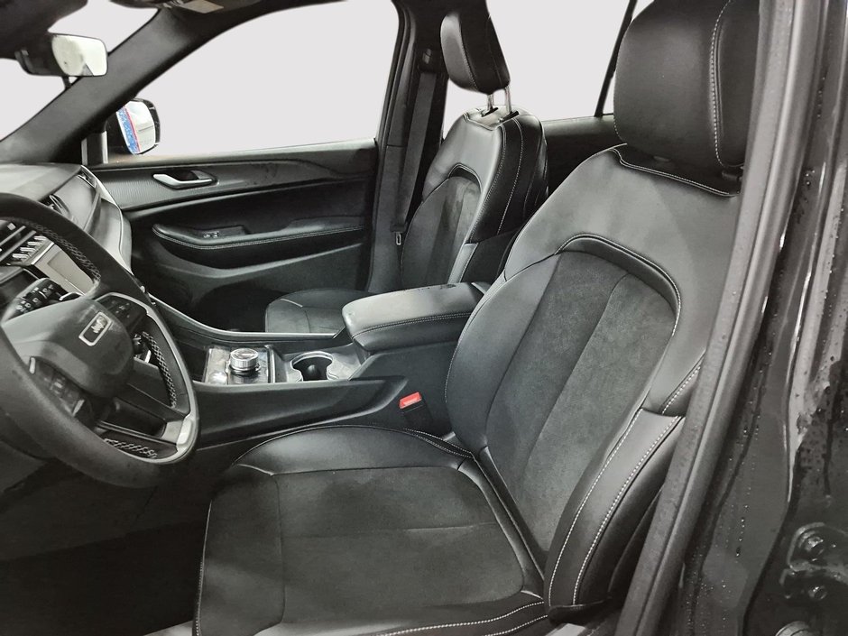 Jeep Grand Cherokee ALTITUDE // 4X4 // JEEP // GRAND CHEROKEE 2025-8