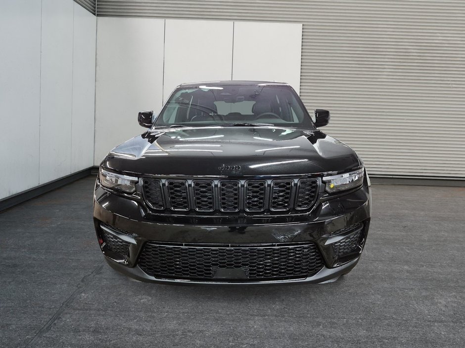 Jeep Grand Cherokee ALTITUDE // 4X4 // JEEP // GRAND CHEROKEE 2025-1