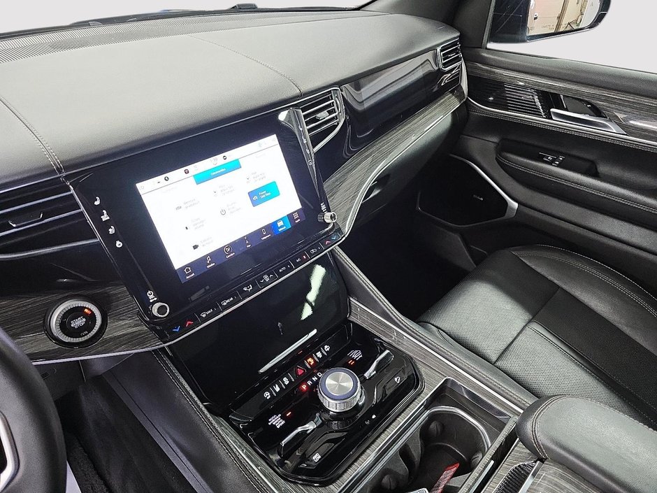 2022 Jeep WAGONEER SERIES ||| 4X4 // CATEGORIE SUPPERIEUR-36