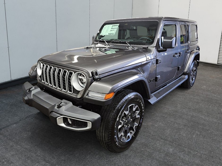 Jeep Wrangler 4-Door SAHARA 2026 à St-Jean-Sur-Richelieu, Québec