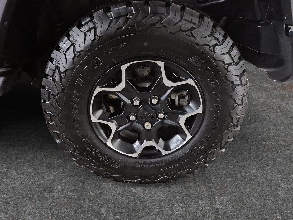 2021 Jeep Wrangler 4xe Unlimited Rubicon Sky-One-Touch-6
