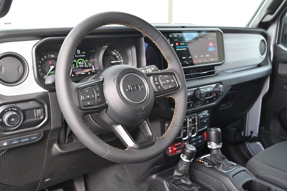 Jeep Wrangler 4xe WILLYS 2024-6