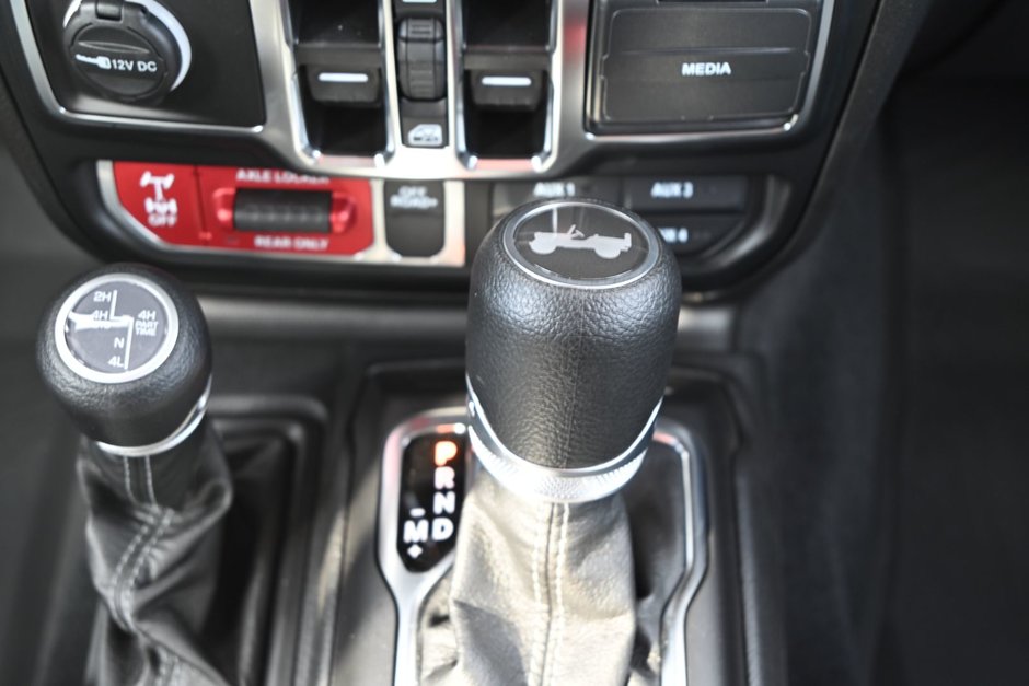 Jeep Wrangler 4xe WILLYS 2024-16