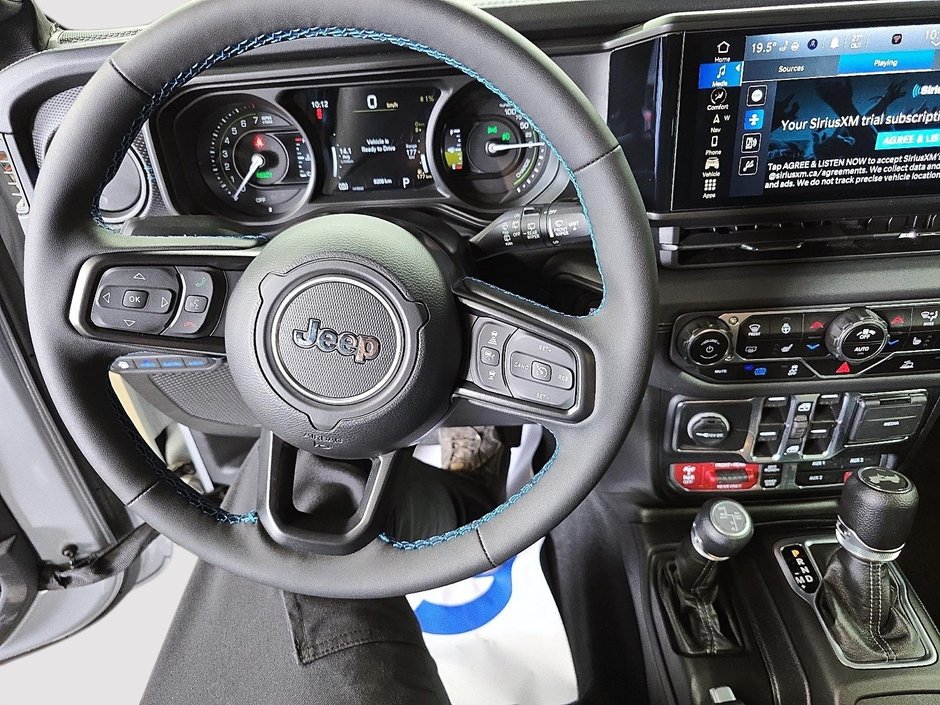 Jeep Wrangler 4xe RUBICON 4XE // SKY ONE-TOUCH // WINCH 2024-13
