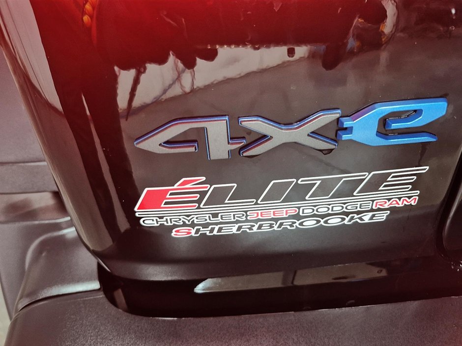 Jeep Wrangler 4xe RUBICON 4XE 4X4 // 2 TOITS 2024-13