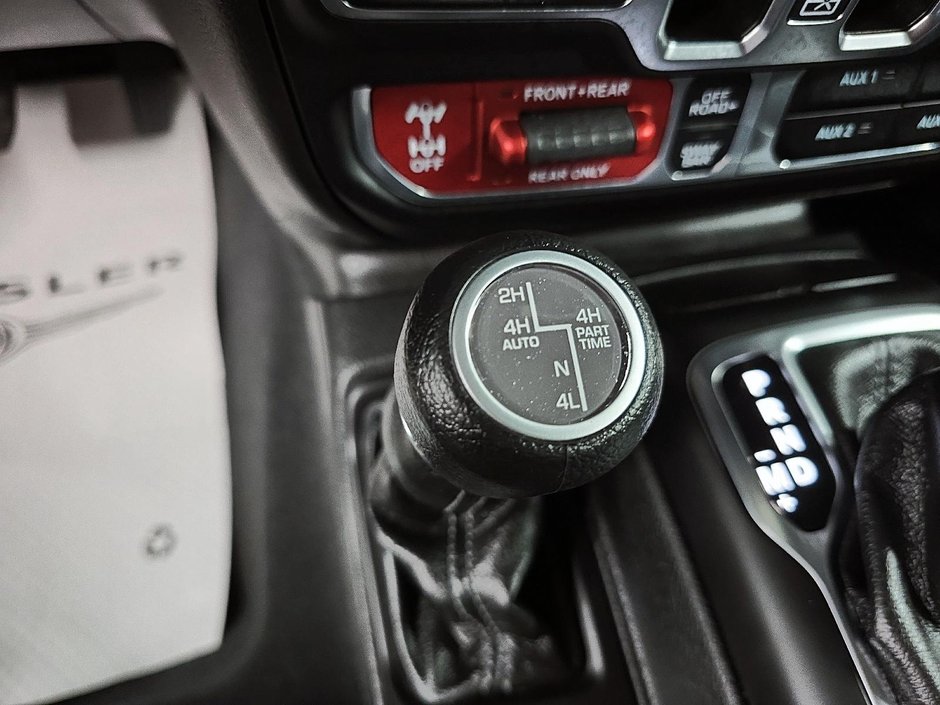 Jeep Wrangler 4xe RUBICON 4XE 4X4 // 2 TOITS 2024-15