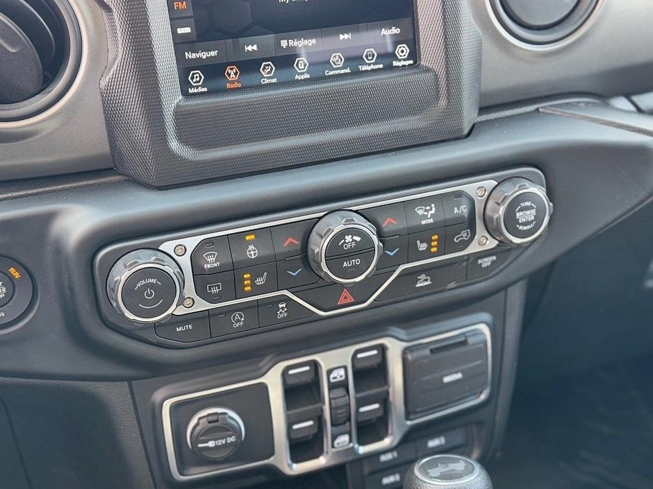 2023 Jeep Wrangler WILLYS 4X4 V6 // TEMPS FROIDS-14