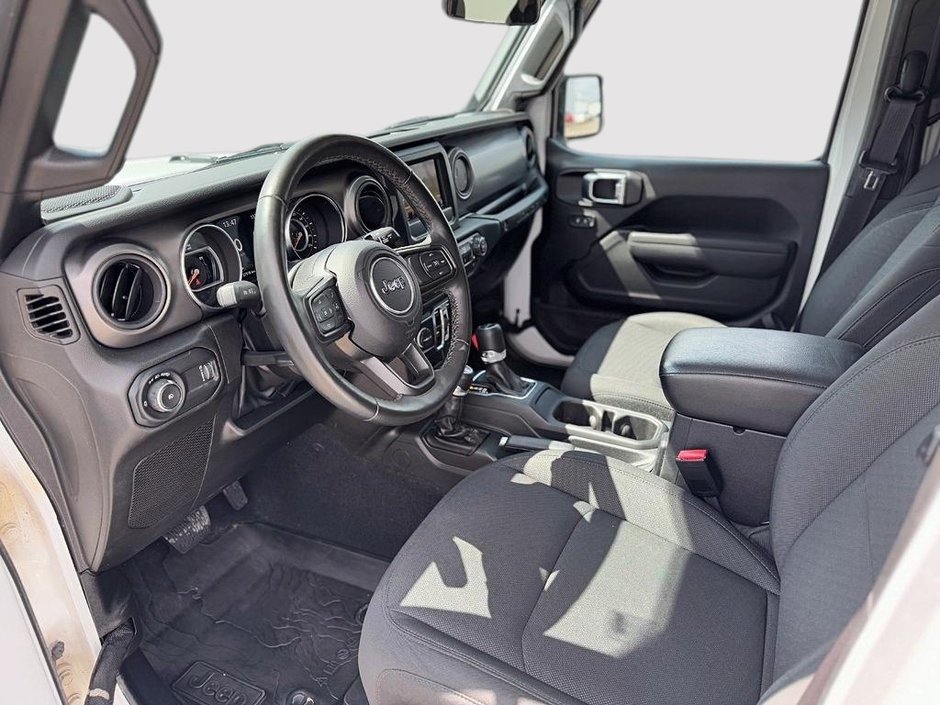 2023 Jeep Wrangler WILLYS 4X4 V6 // TEMPS FROIDS-6