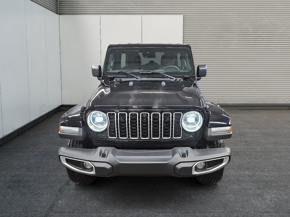 Jeep Wrangler SAHARA 4X4 // ENSEMBLE TECHNOLOGIE // TOIT RIGIDE 2024-1