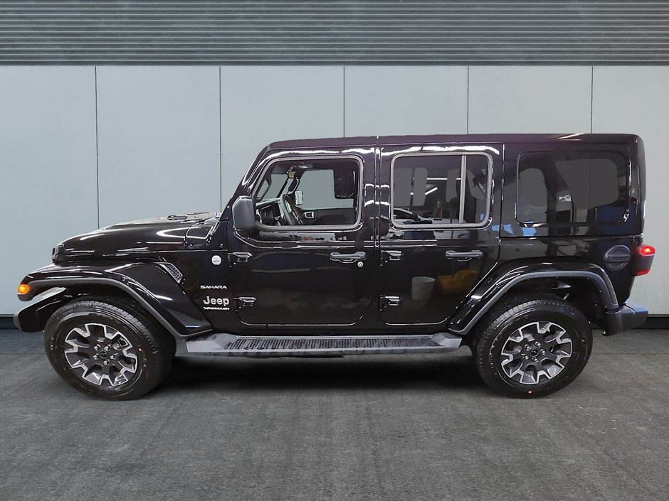 Jeep Wrangler SAHARA 4X4 // ENSEMBLE TECHNOLOGIE // TOIT RIGIDE 2024-4