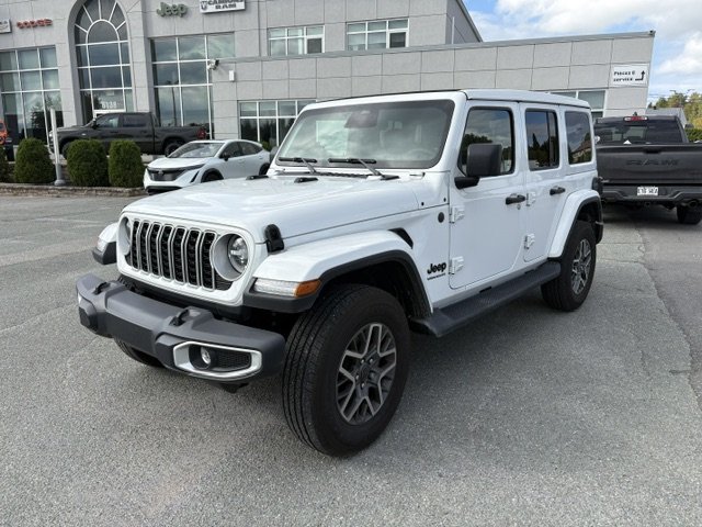 Jeep Wrangler SAHARA 4x4 2025 à Sherbrooke, Québec