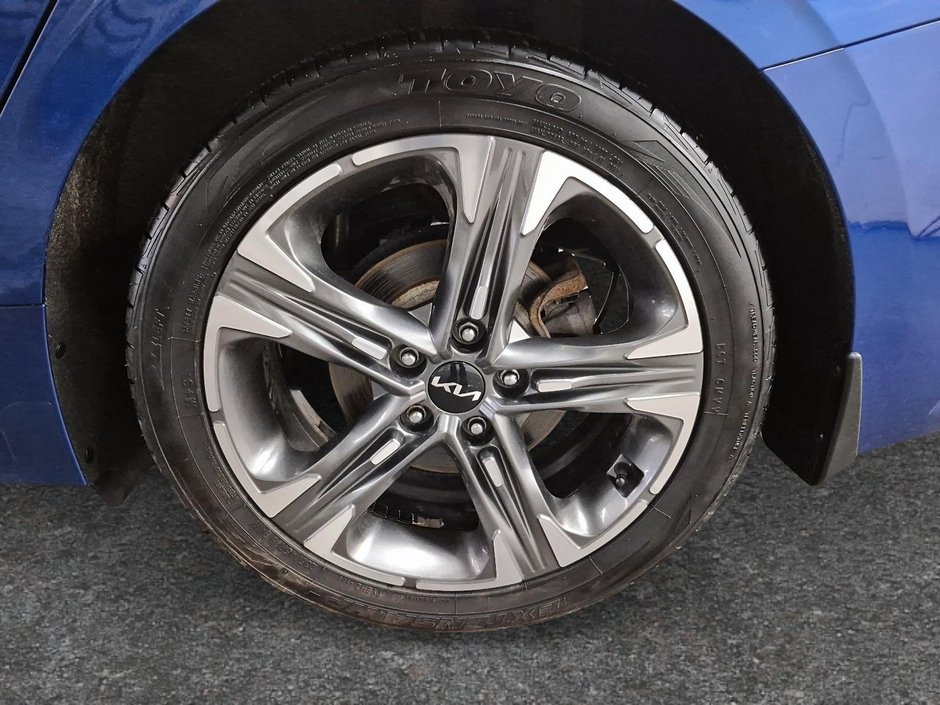 Kia K5 EX // SEDAN // GT-LINE 2022-6
