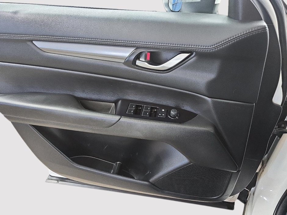 2021 Mazda CX-5 GS // AWD // MAZDA-10