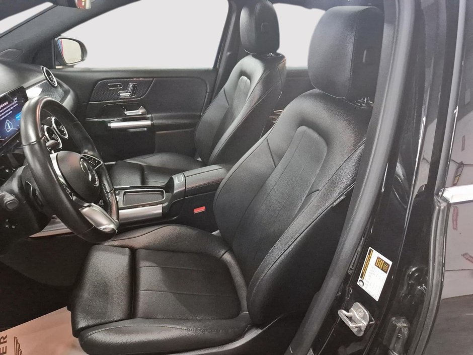 Mercedes-Benz GLA 250 4MATIC 2026-4