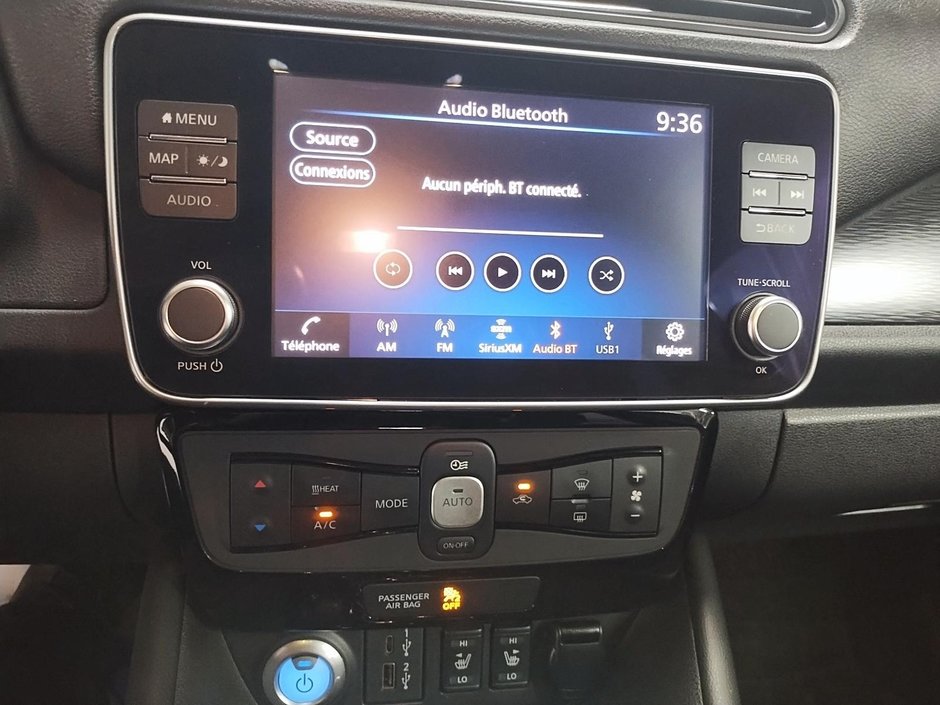 Nissan Leaf SV 40KW/H 2020-17