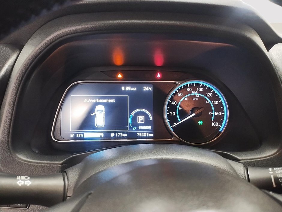 Nissan Leaf SV 40KW/H 2020-13