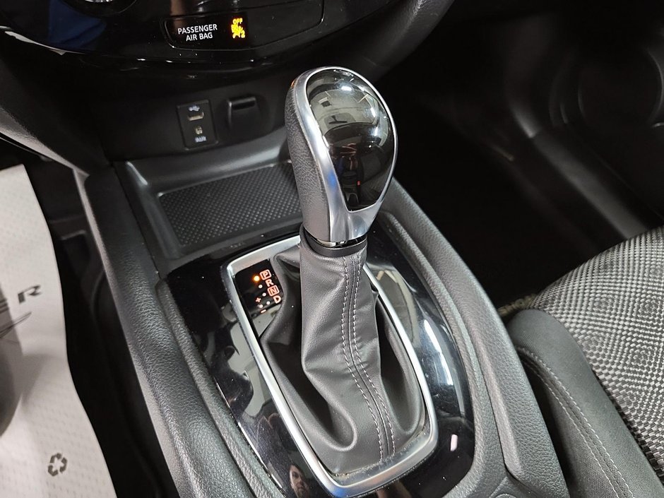 Nissan Qashqai SV AWD // TOIT OUVRANT 2018-14