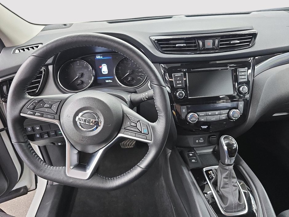 2023 Nissan Qashqai SV AWD // TOIT OUVRANT // SIÈGES CHAUFFANTS-13