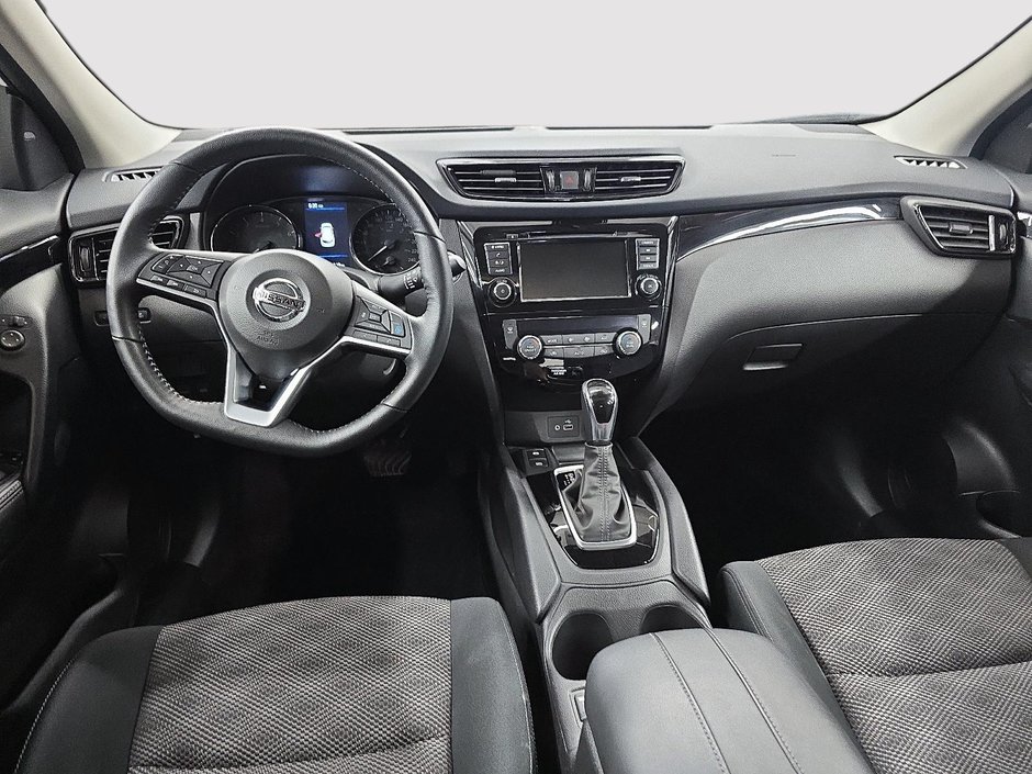 2023 Nissan Qashqai SV AWD // TOIT OUVRANT // SIÈGES CHAUFFANTS-9